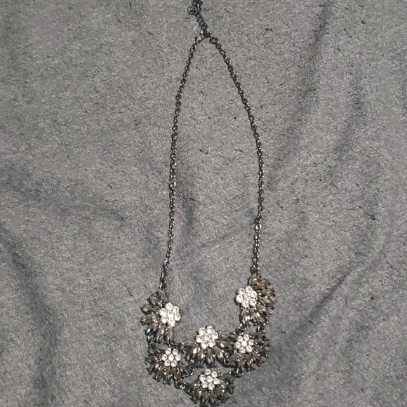 NWOT Necklace - Picture 2 of 3